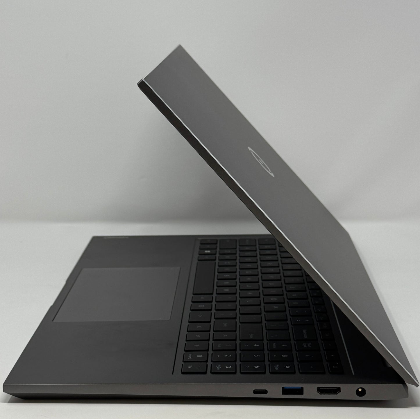 Origin EON16-SL RLP0008 16" i9-13900H 2.6GHz 32GB RAM 4TB SSD GeForce RTX 4070
