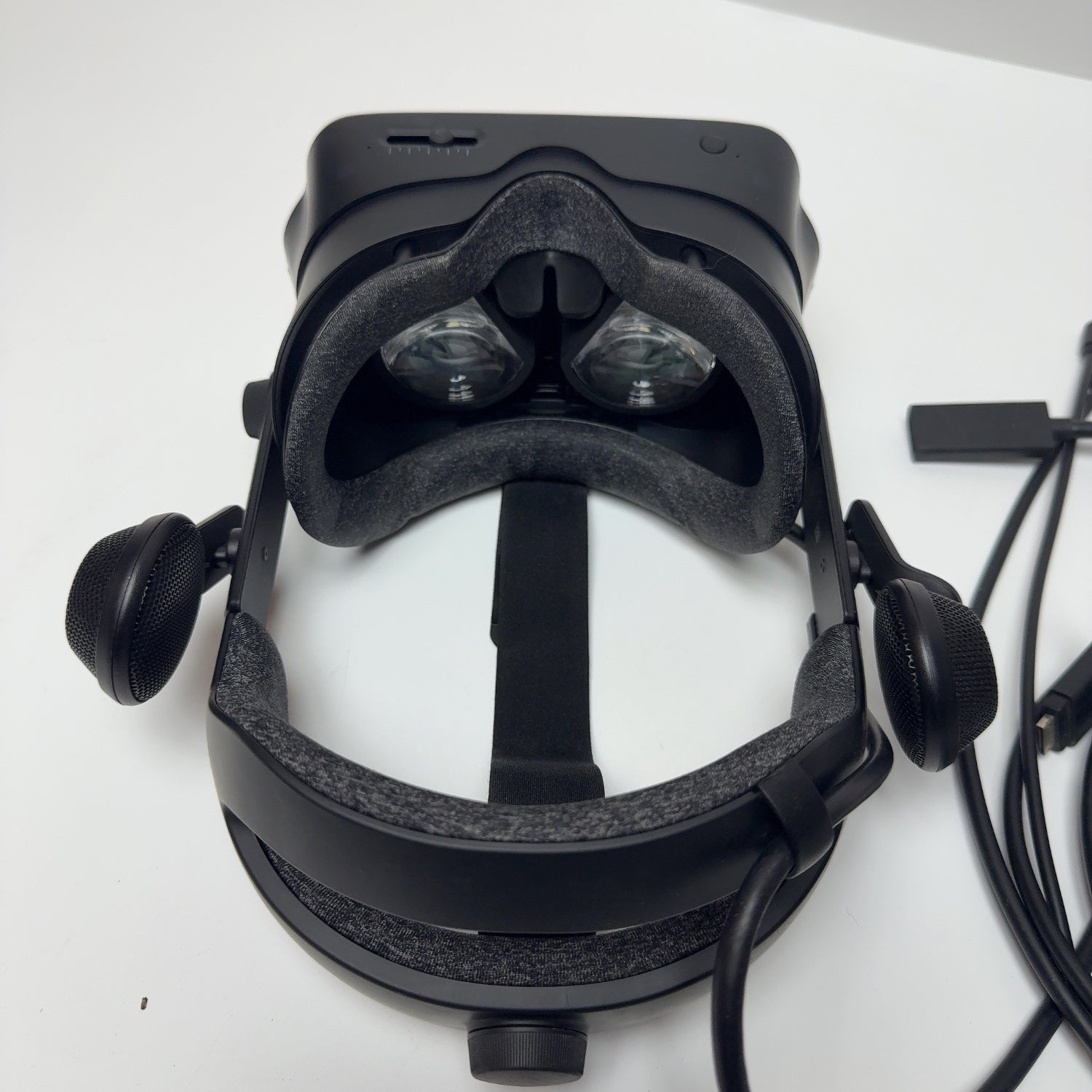 Valve Index VR Kit PC VR Headset V003683-20 – PayMore Thornton