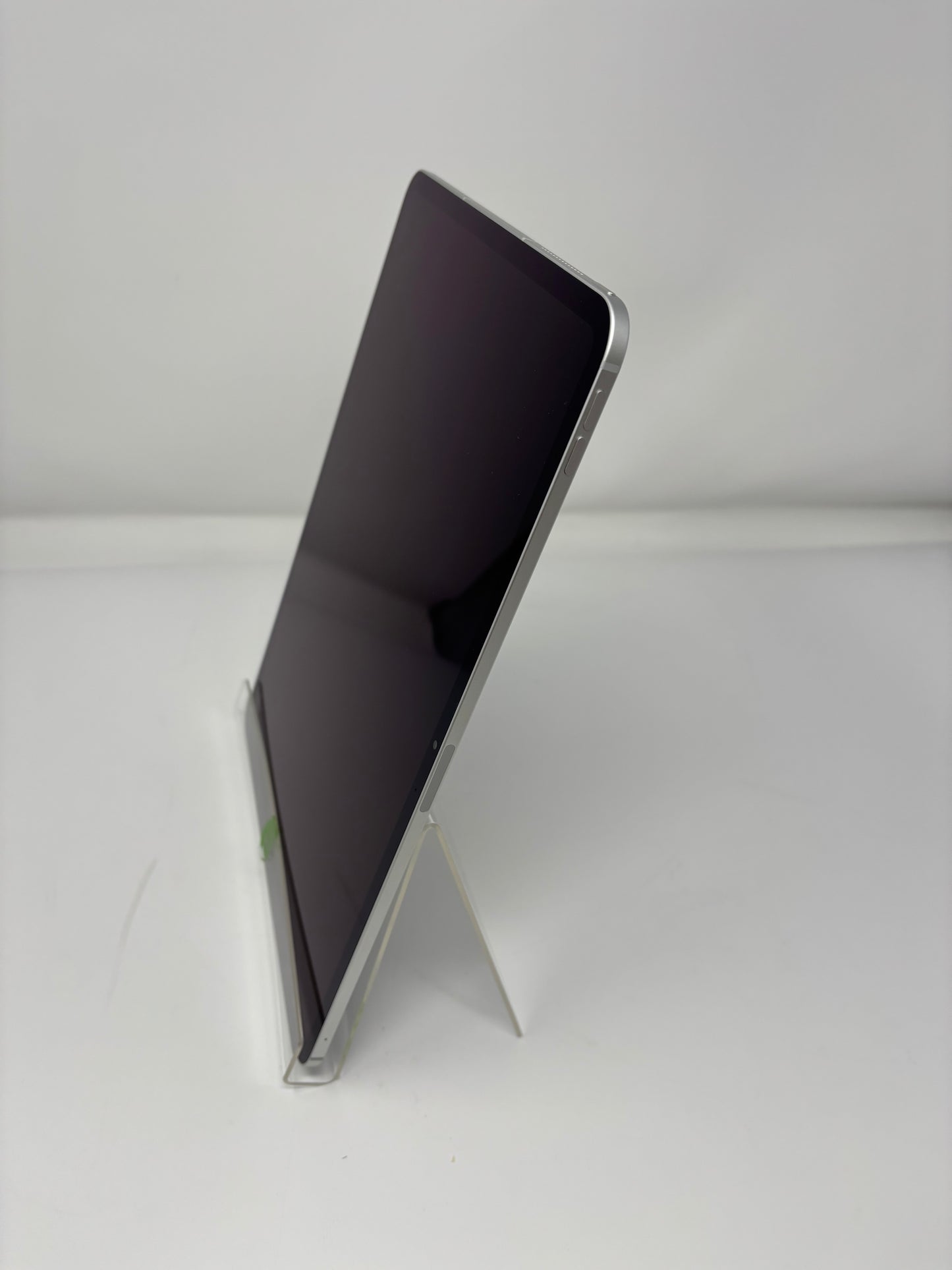 Unlocked Apple iPad Pro 13" M4 256GB Silver MVXT3LL/A