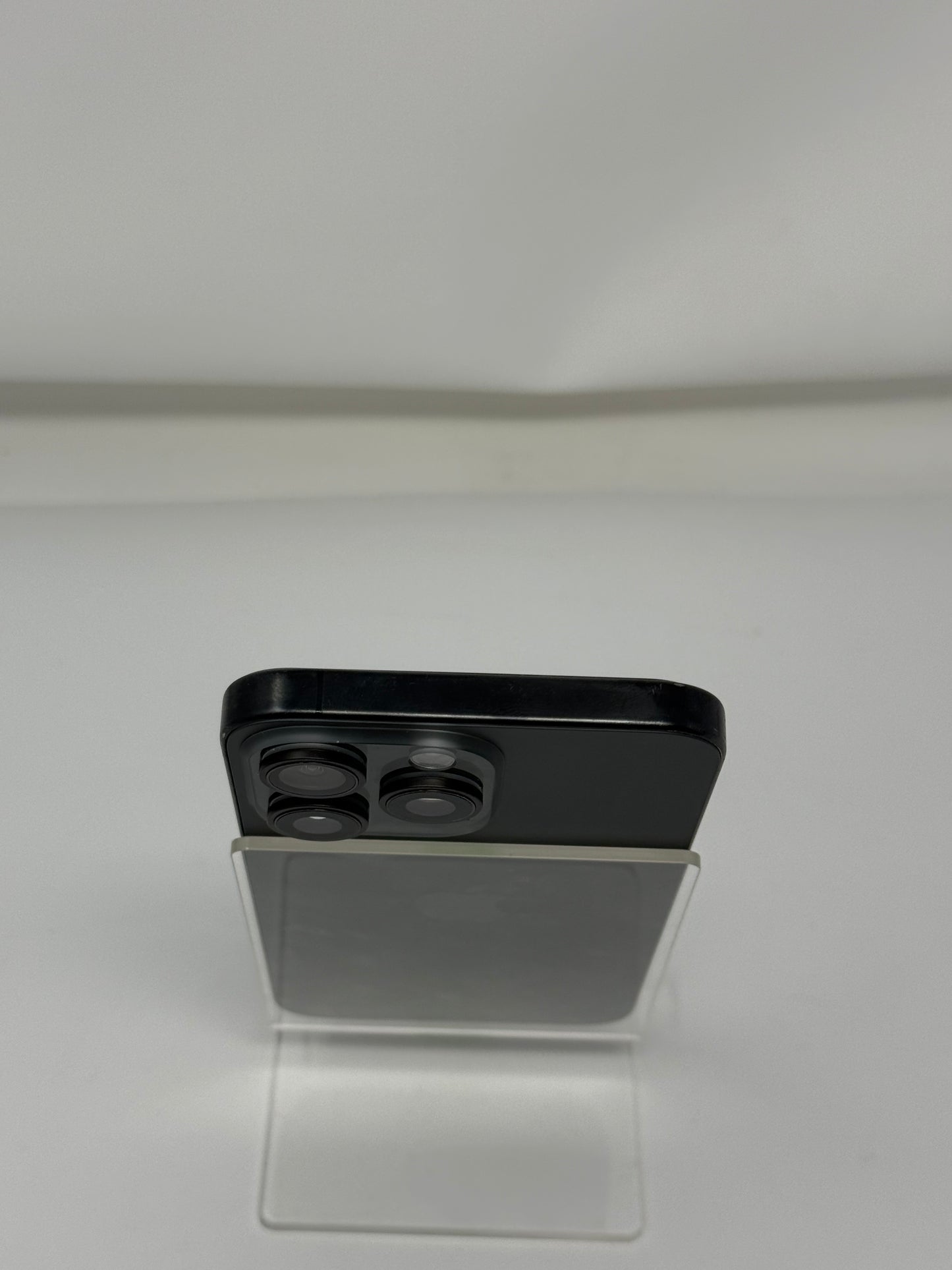 Factory Unlocked Apple iPhone 15 Pro Max 256GB Black MU663LL/A